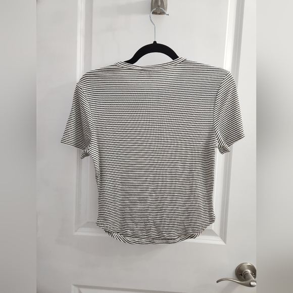 Lulu's Black & White Striped Tee - Picture 5 of 8